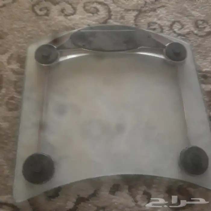 ميزان جسم من ازجاج نضيف وشغال علا اشرط 1
