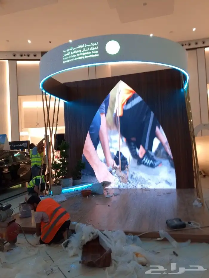 تاجير شاشات واضاء 1