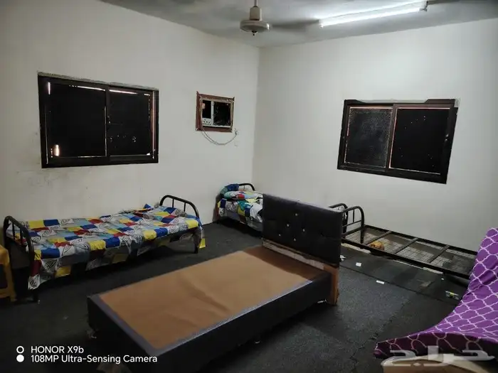 عفش بيت مستعمل للبيع غرفة نوم الدولاب عايز بعض المراجعات مجل 9