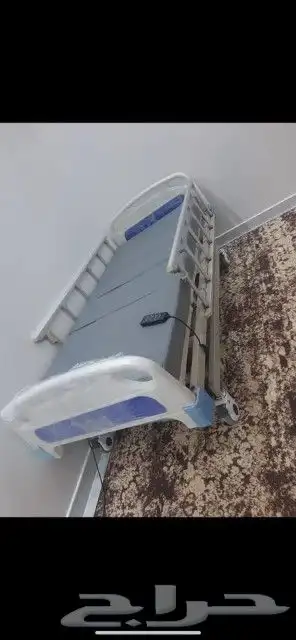 سرير طبي 1000 0