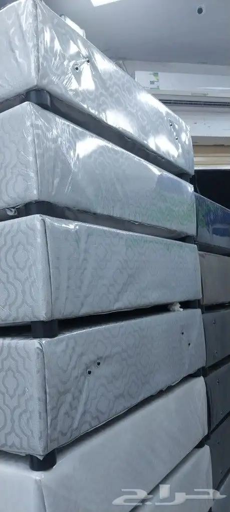 يوجد لدينا جميع انواع الدواليب والبكسات والمراتب والسراير 3