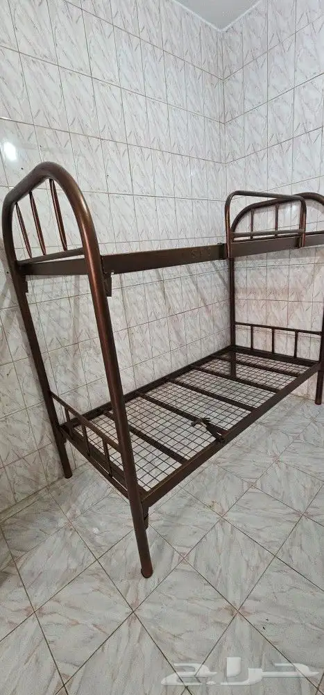 متوفر لدينا سرير دورين ب180  سرير دور واحد ب120  سرير حديد م 1
