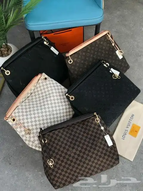 شنط نسائية ماركات عالميه شهيره جمله وتجزئه 7