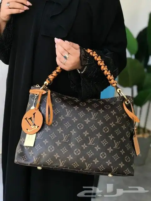 شنط نسائية ماركات عالميه شهيره جمله وتجزئه 15