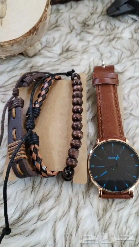 ساعه شبابيه مع اساور 0