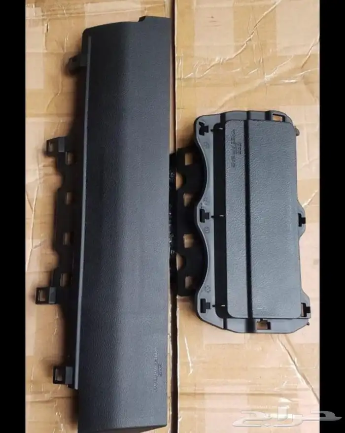 غطاء ارباق طاره و تحت الارجل السايق والراكب لكزس ولاندكروزر 7