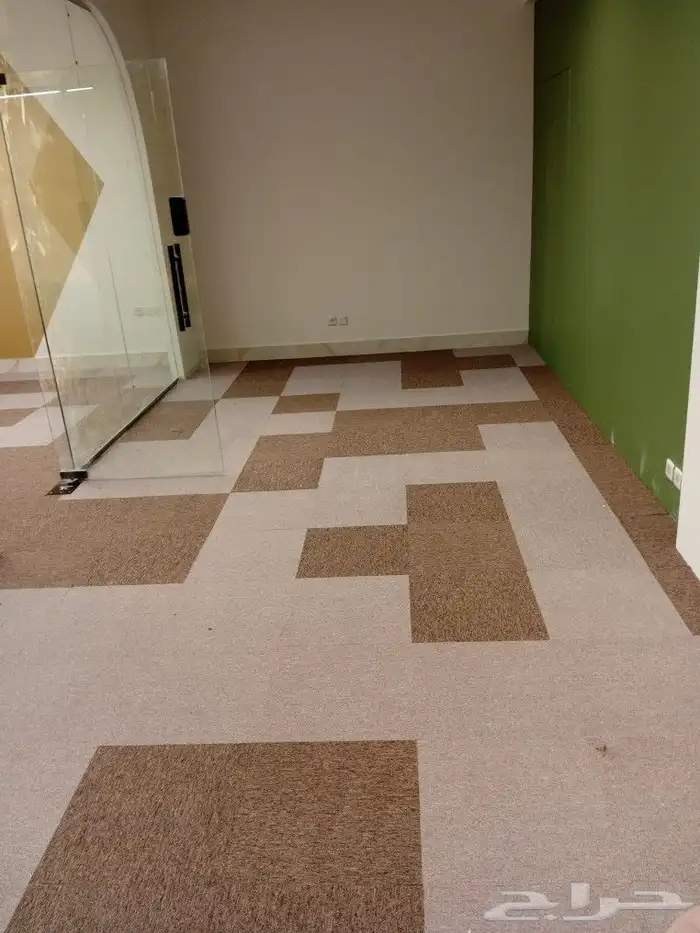 فرش موكيت وفنيل بلاستك بلاط مكاتب ومساجد 3