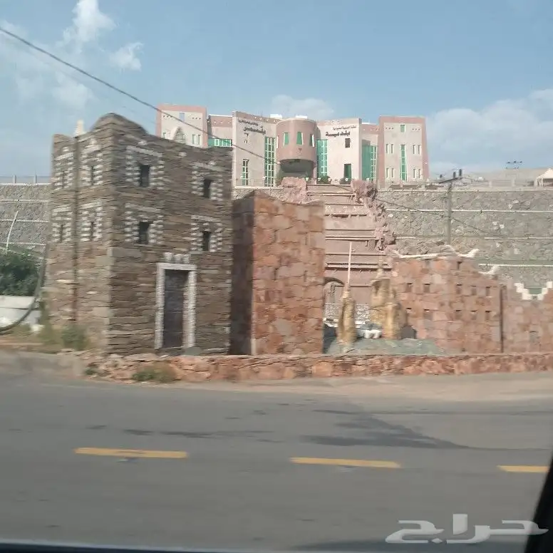 معلم حجر 5