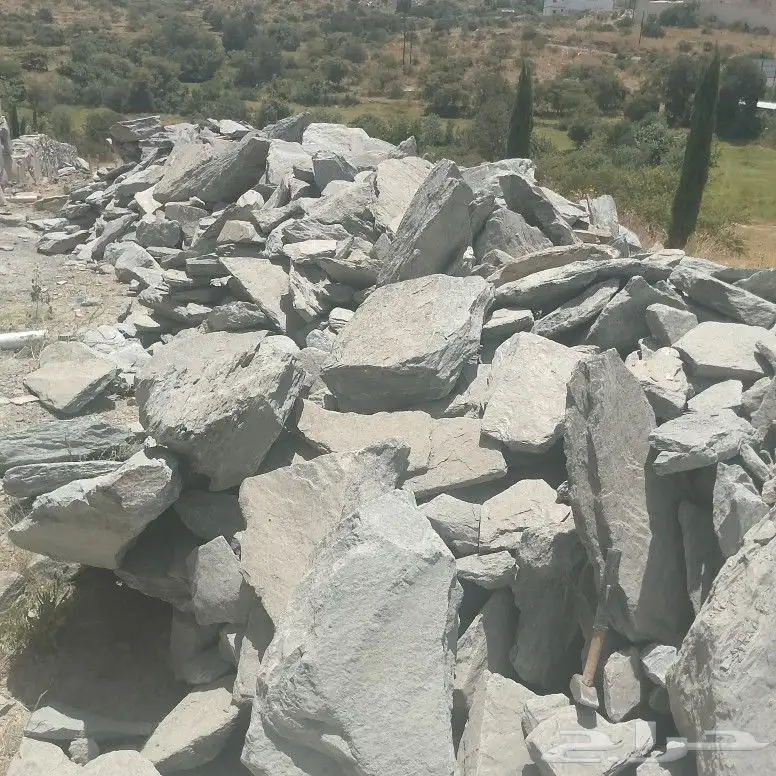 معلم حجر 2