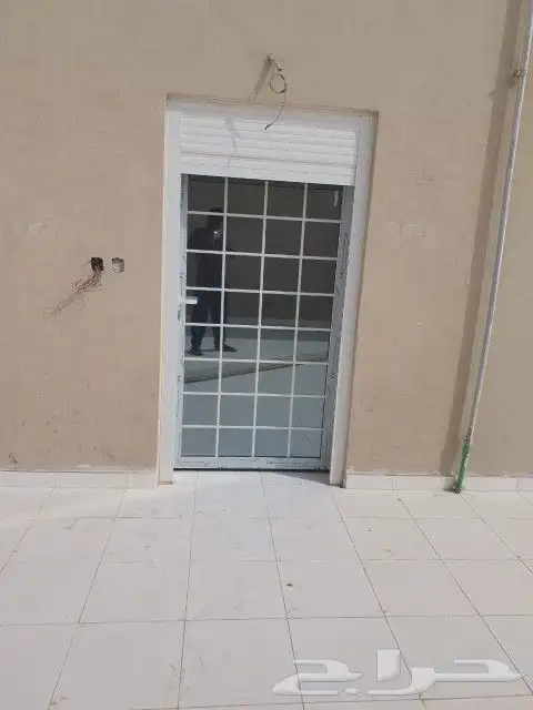 الألمنيوم والحديد والخشب والجبس بورد 3