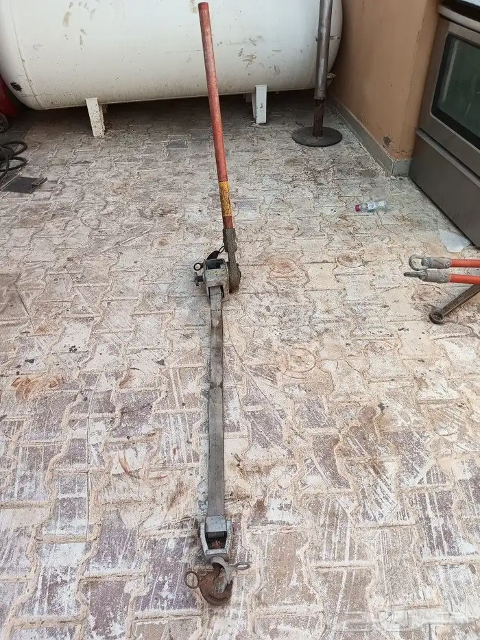 للبيع رافعة .. ونش سحب .. مقصات كيابل 21