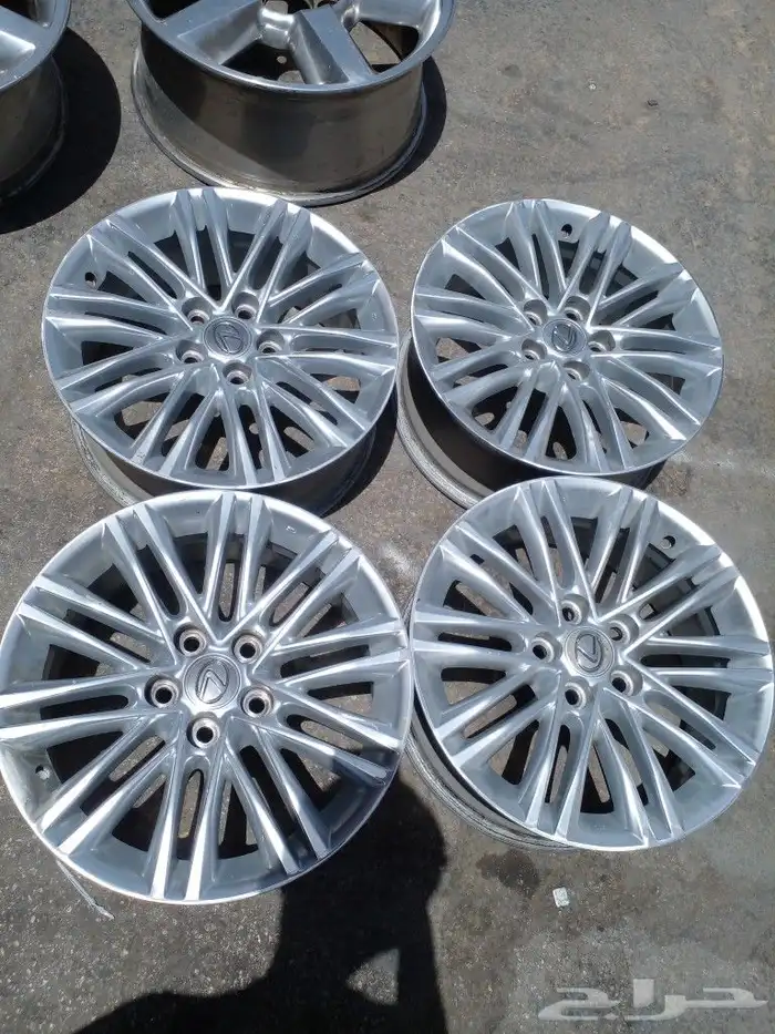 جنوط لكزس IS 350موديل2017 مقاس17 اصلي وكاله 2