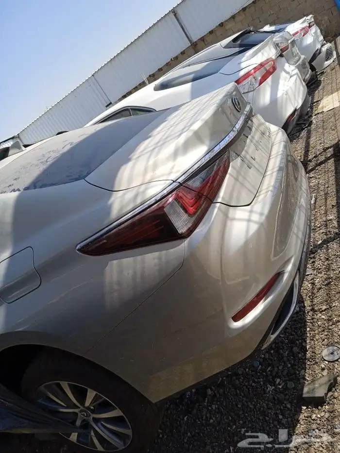 قطع غيار لكزس ES350موديل 2020 1