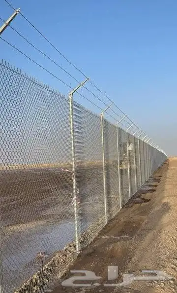 نقوم بتركيب جميع انواع الشبوك واسياجات المزارع والأرض الحكوم 3