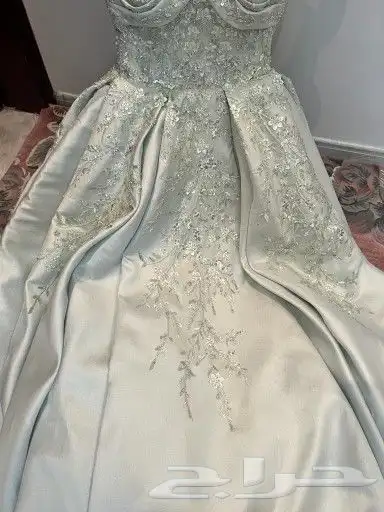 فستان ملكة للبيع 3
