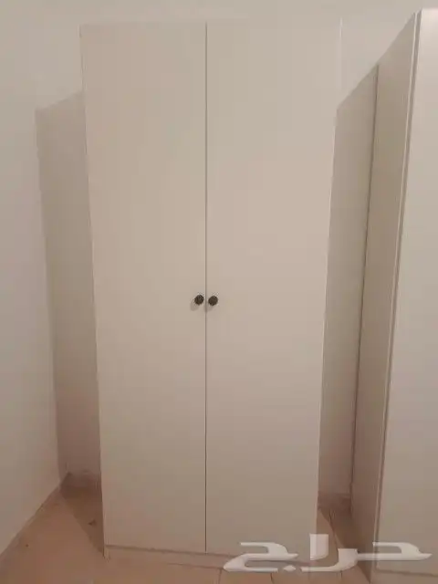 Versatile Wardrobes in Various Styles and Sizes 2