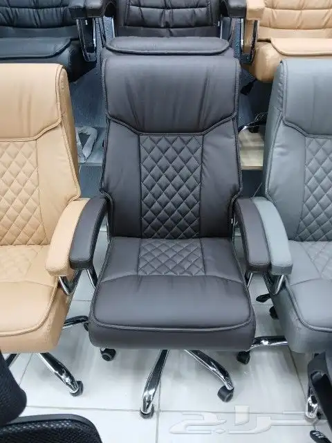 كراسي مكتبيه دوار وثابت جلد وشبك 7