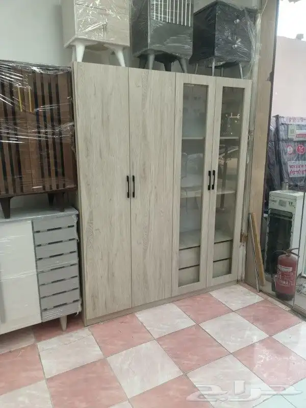 Versatile Wardrobes in Various Styles and Sizes 4