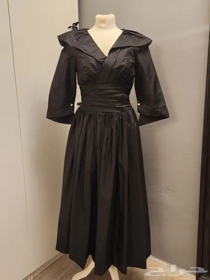 فستان مناسبات أسود للبيع 0