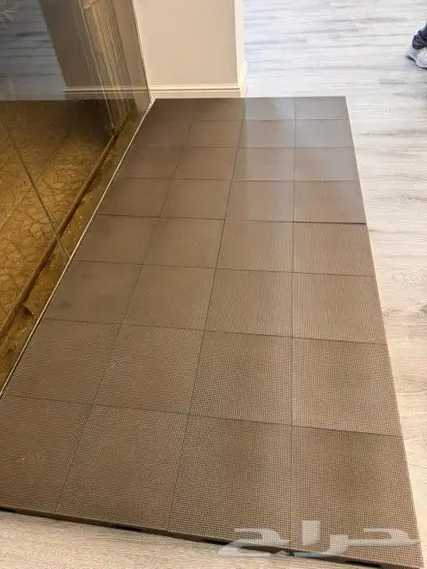 بيع شاشات ليد العرض العملاقه في المتر 2