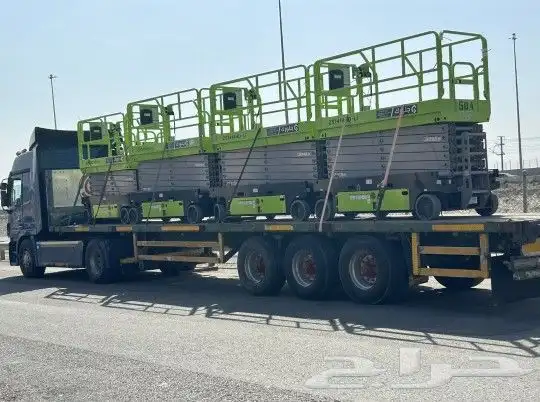 Scisoor lift for Rent - خدمات تأجير الرافعات المقصية 1