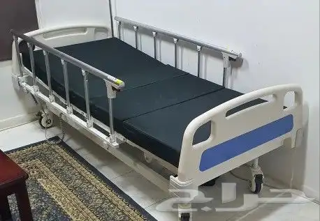 كرسي سرير كهربائي طبي متحرك مع المرتبة 0