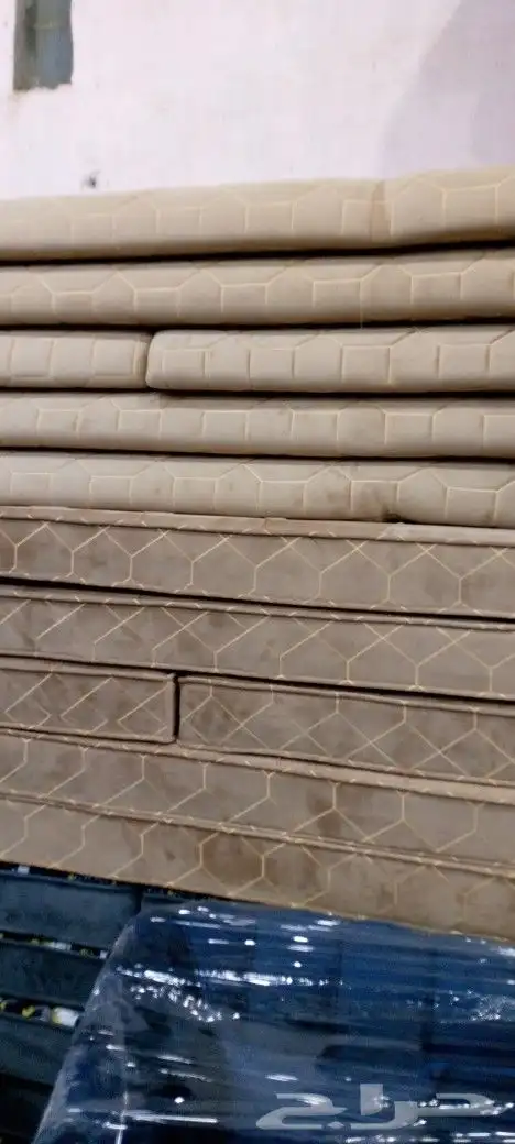 مجالس كنبات جاهزه ومساند جاهز مقاس وباطرمه جاهز 41