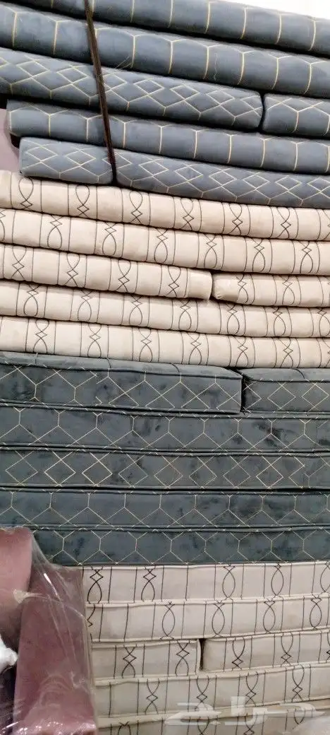 مجالس كنبات جاهزه ومساند جاهز مقاس وباطرمه جاهز 42