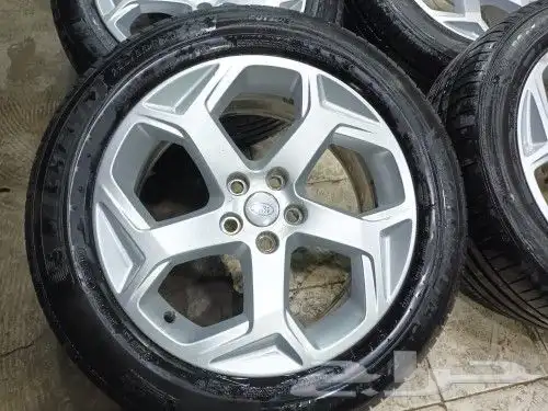 جنوط لاند روفر مقاس 20 اصليه اخو الجديد 0