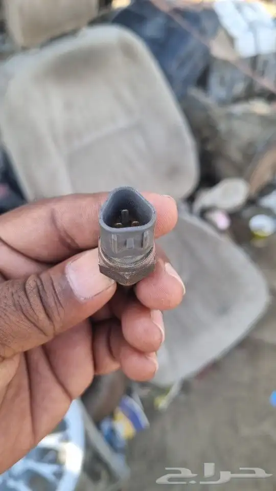 بوابة بنزين دباب دايهاتسو 3
