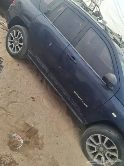قطع غيار جيب شروكي كمباس 2