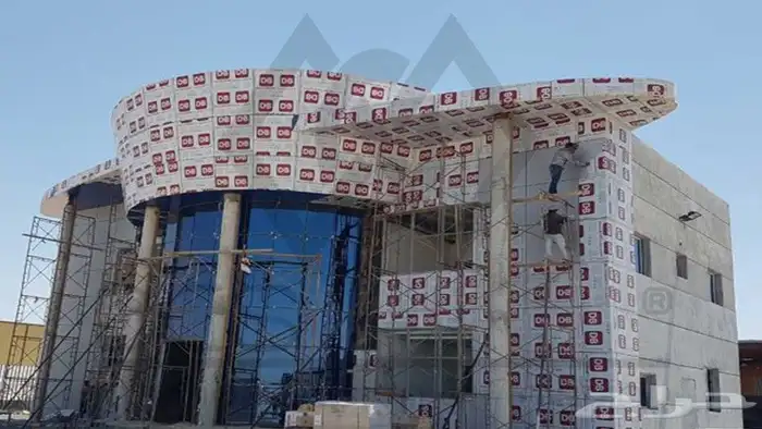 متخصصون في توريد وتركيب كلادينج 3