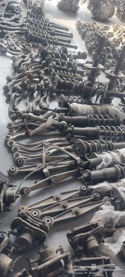 قطع غيار جميع انواع السيارات 2