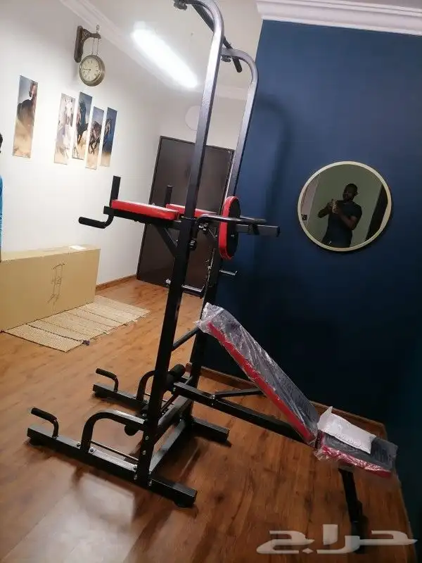 ستاند عقلة مع كرسي بنش 1