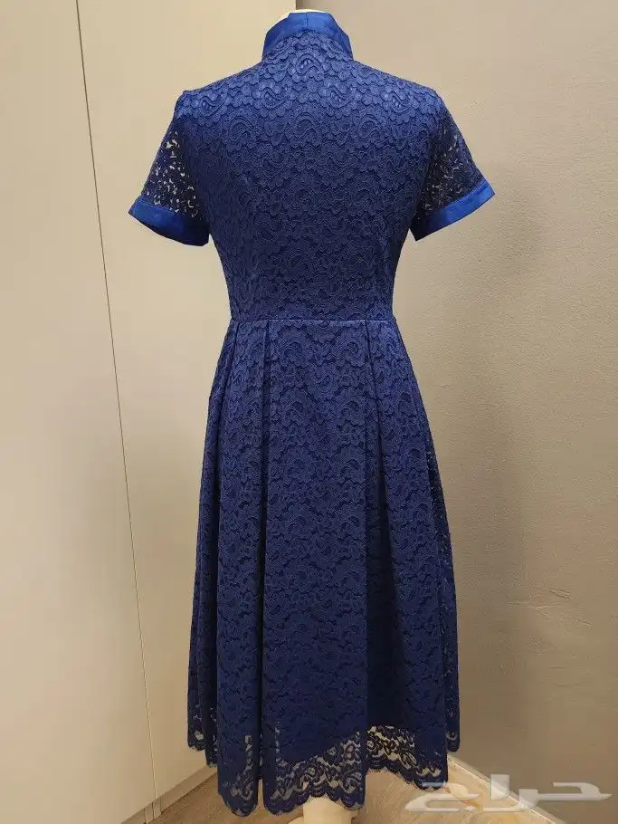 فستان دانتيل أزرق 2