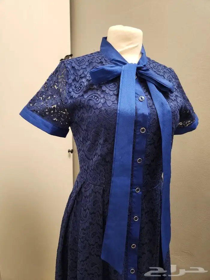 فستان دانتيل أزرق 1