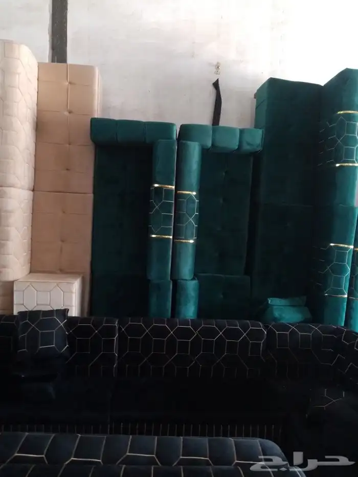 مجالس كنبات جاهز 4  5 و4  4 وباطرمه جاهز 4ف4 و4 في 5 ومساند 16