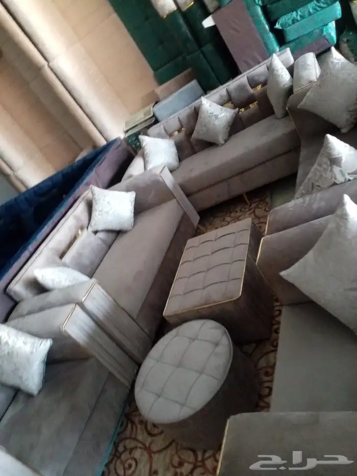 مجالس كنبات جاهز 4  5 و4  4 وباطرمه جاهز 4ف4 و4 في 5 ومساند 21