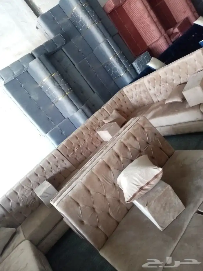 مجالس كنبات جاهز 4  5 و4  4 وباطرمه جاهز 4ف4 و4 في 5 ومساند 18