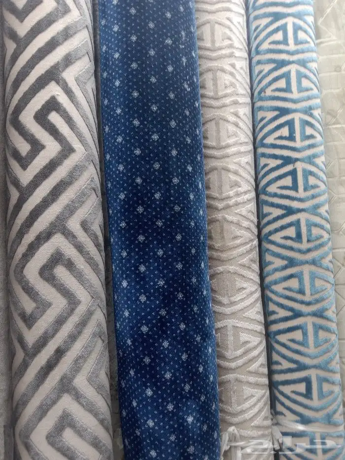 جميع انواع الموكت والفنيل العشب الصناعي واحرار وسد. 1