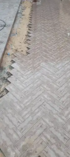مبلط سيراميك حمامات مطابخ واسعار مناسبه 0