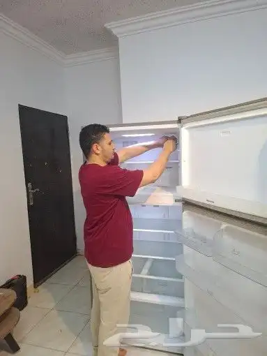 فني اصلاح ثلاجات وحل مشاكل الثلج في الفليزر 3
