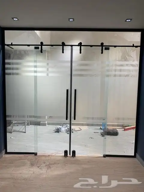 زجاج سكريت 0