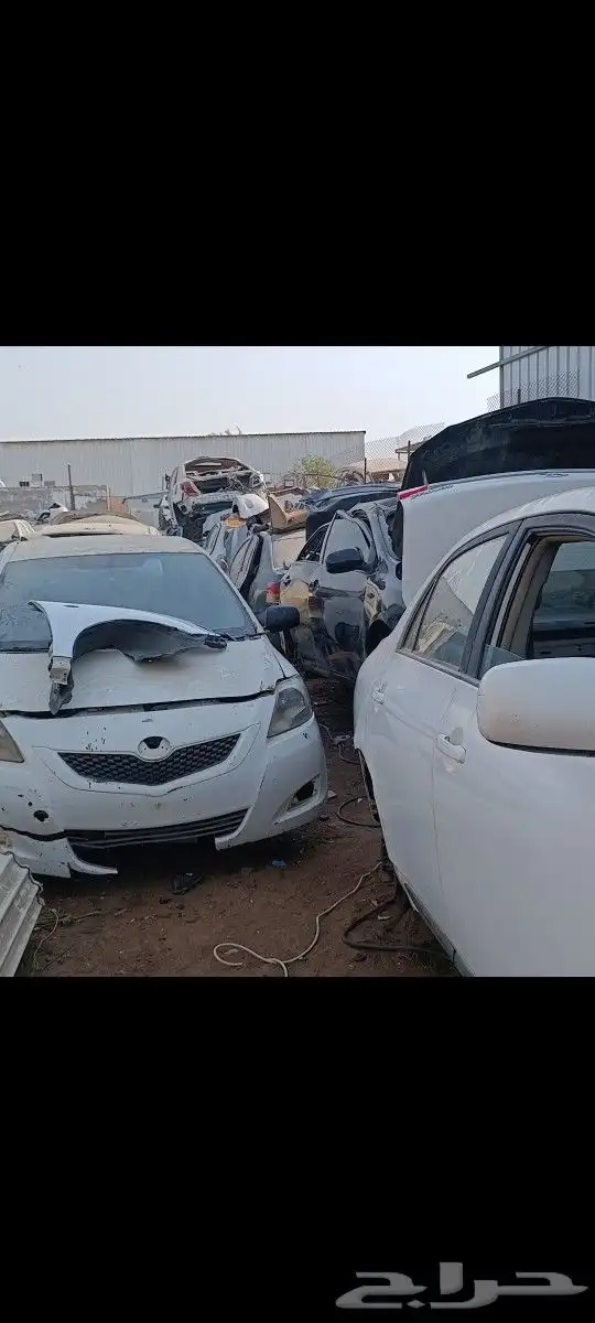 قطع غيار السيارات هايلوكس هايس يارس رافور انوفا فورشنر 4