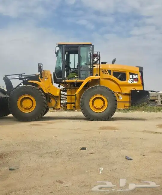 شيول ساني للبيع بطاقه جمركيه موديل2022 ماشي 950 ساعه 1