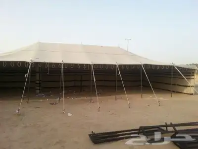 بيوت شعر وطرابيل ماء و يوجد ظلال غنم ويوجد 2