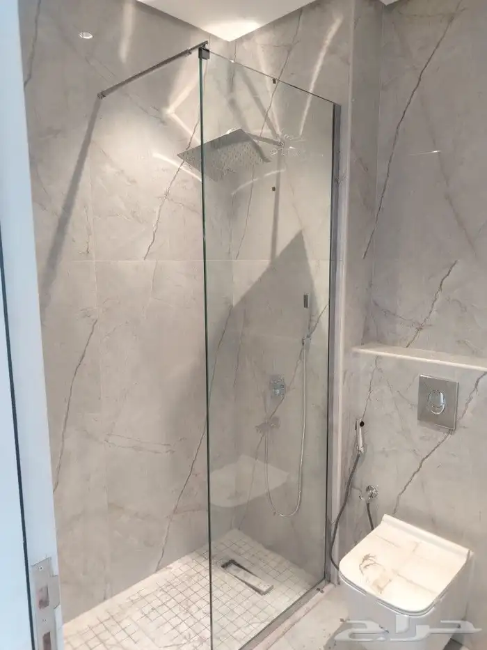 قزاز السكريت والمرايا ولكسان لسنا الوحيدين لكننا 3