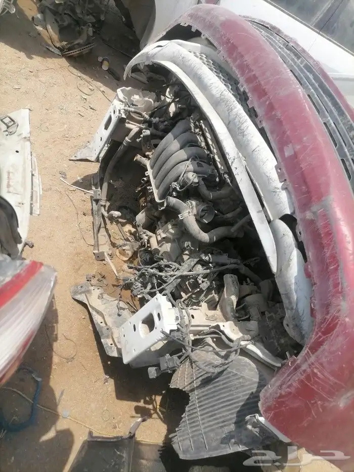 جميع انواع التايوتا والمتسبيشي والنيسان تشليح بيع قطع غيار 4