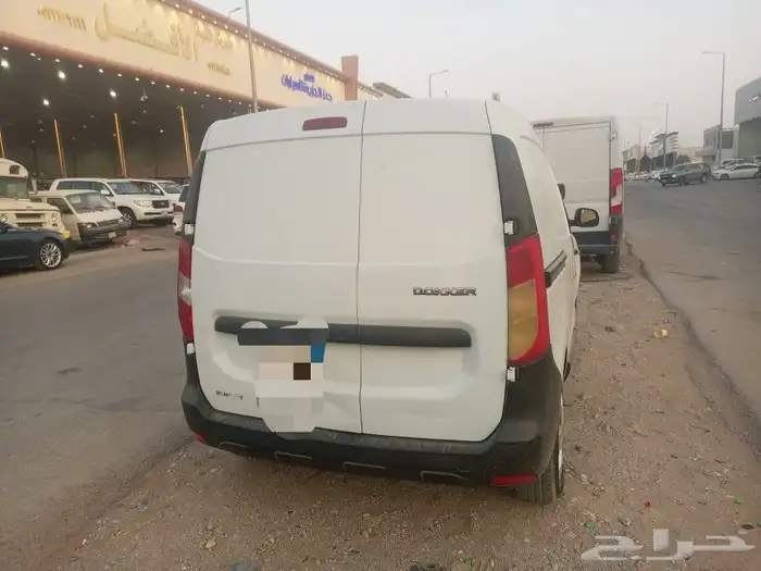 رينو دوكر 2018. عداد 180 2