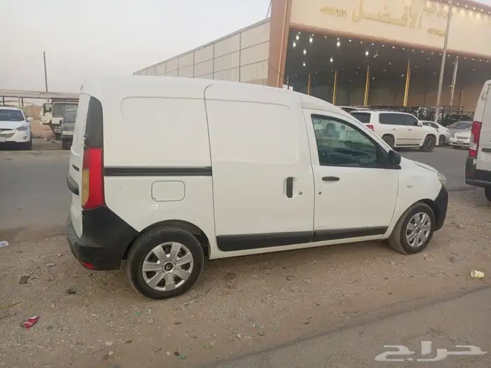 رينو دوكر 2018. عداد 180 1